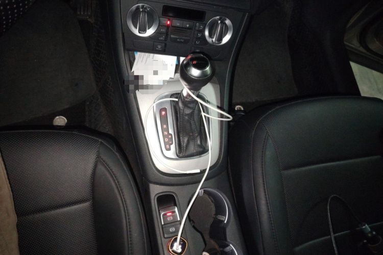 Used Audi Q3 2013 35 TFSI Ambition Edition Gear Lever