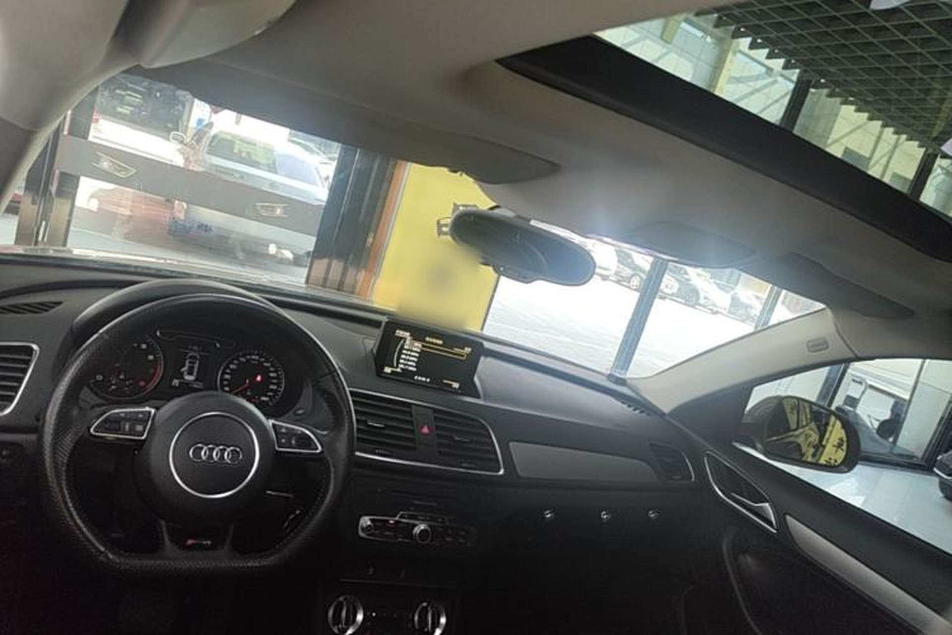 Used Audi Q3 2013 35 TFSI Ambition Edition Headliner