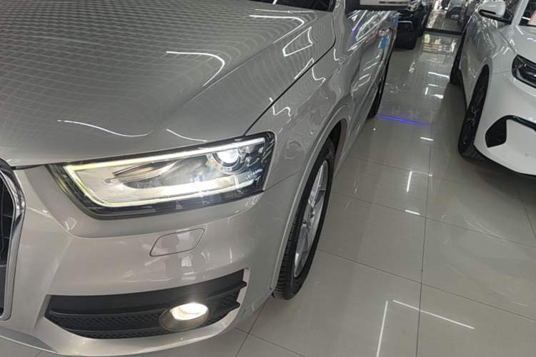 Used Audi Q3 2013 35 TFSI Ambition Edition Left Front Headlight