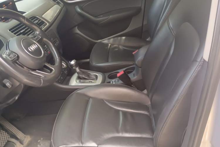 Used Audi Q3 2013 35 TFSI quattro Technology Edition Left Front Seat