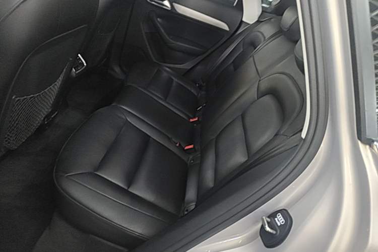 Used Audi Q3 2013 35 TFSI Ambition Edition Left Rear Seat