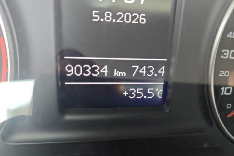 Used Audi Q3 2013 35 TFSI Ambition Edition Odometer Close Up