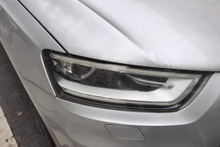 Used Audi Q3 2013 35 TFSI Comfort Model Right Front Headlight