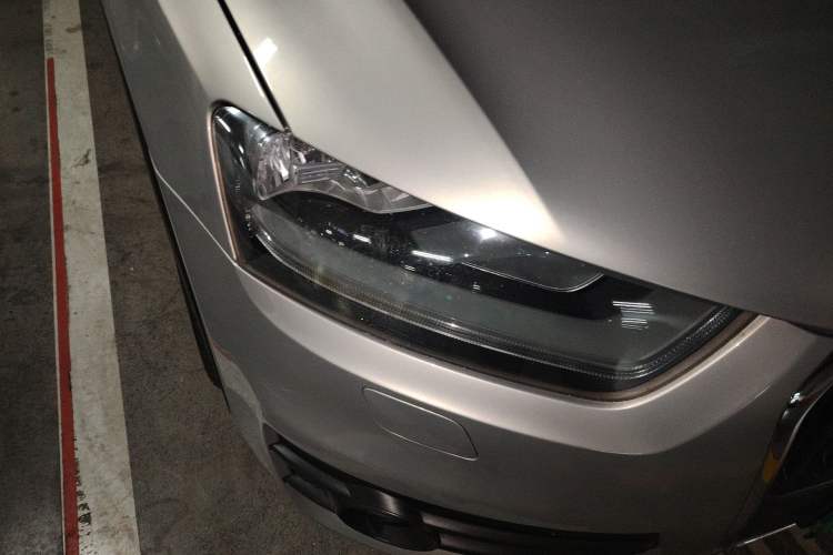 Used Audi Q3 2013 35 TFSI Ambition Edition Right Front Headlight