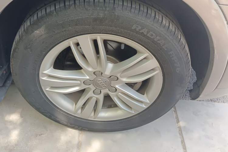 Used Audi Q3 2013 35 TFSI quattro Technology Edition Right Front Wheel Hub