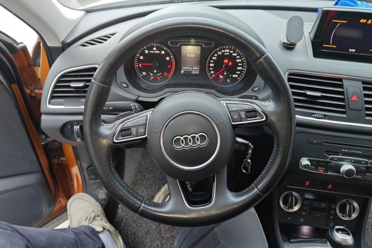 Used Audi Q3 2013 35 TFSI Comfort Model Steering Wheel