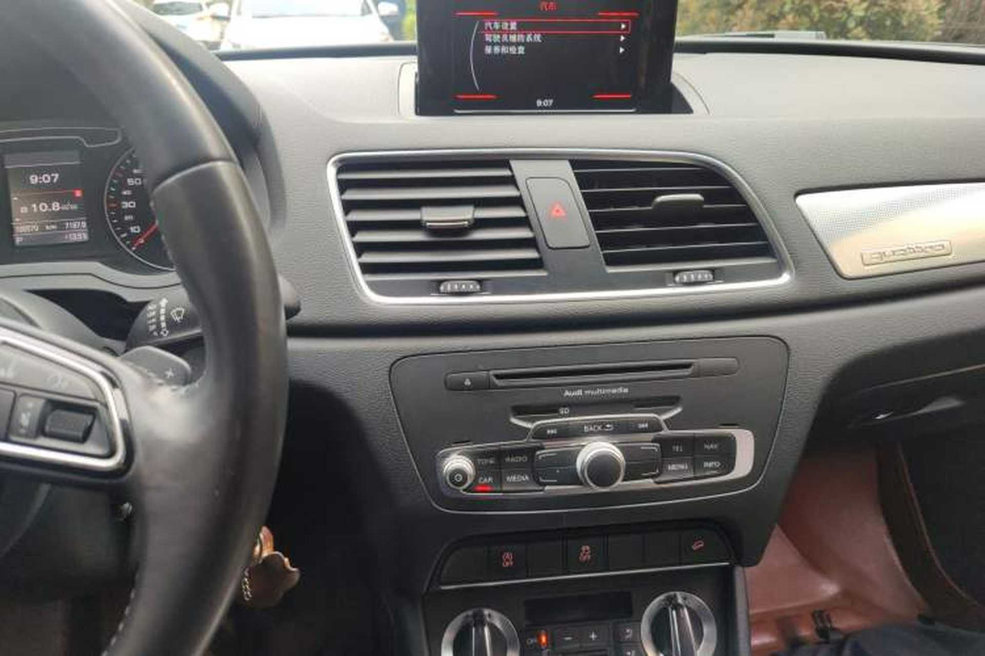 Used Audi Q3 2013 35 TFSI quattro Technology Edition Audio And AC Panel