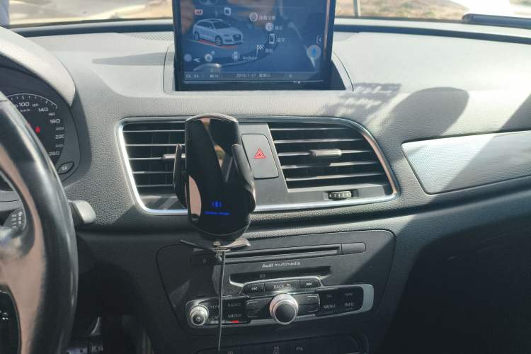 Used Audi Q3 2013 35 TFSI Comfort Model Audio And AC Panel