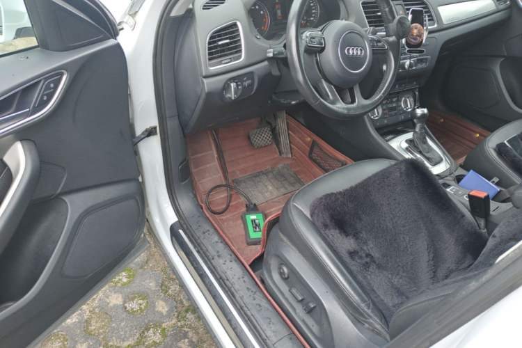 Used Audi Q3 2013 35 TFSI quattro Technology Edition Driver Seat