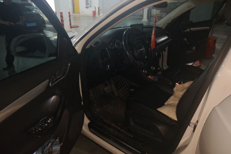 Used Audi Q3 2013 35 TFSI quattro Luxury Model Driver Seat