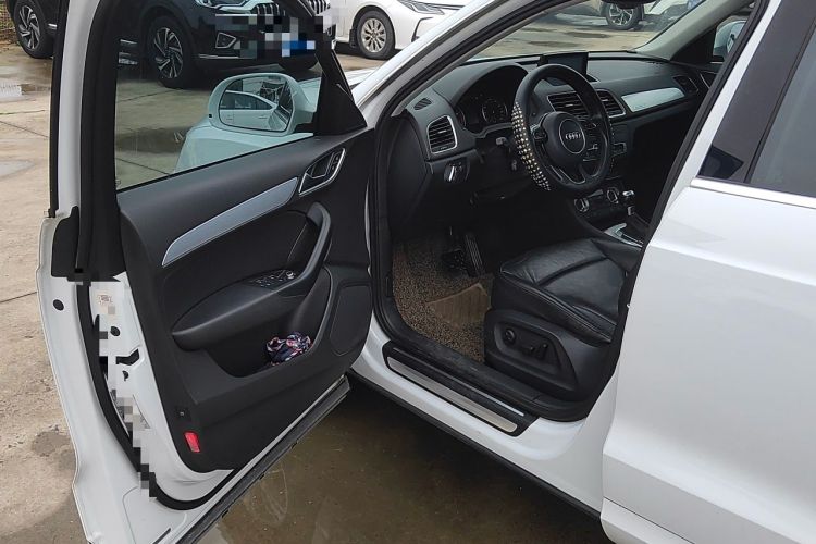 Used Audi Q3 2013 35 TFSI quattro Technology Edition Driver Seat