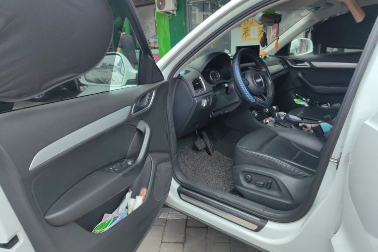 Used Audi Q3 2013 35 TFSI quattro Technology Edition Driver Seat