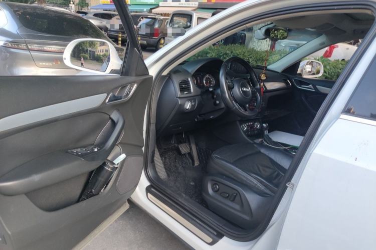Used Audi Q3 2013 35 TFSI quattro Comfort Model Driver Seat