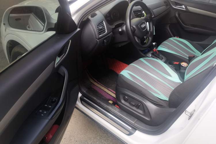 Used Audi Q3 2013 35 TFSI Ambition Edition Driver Seat