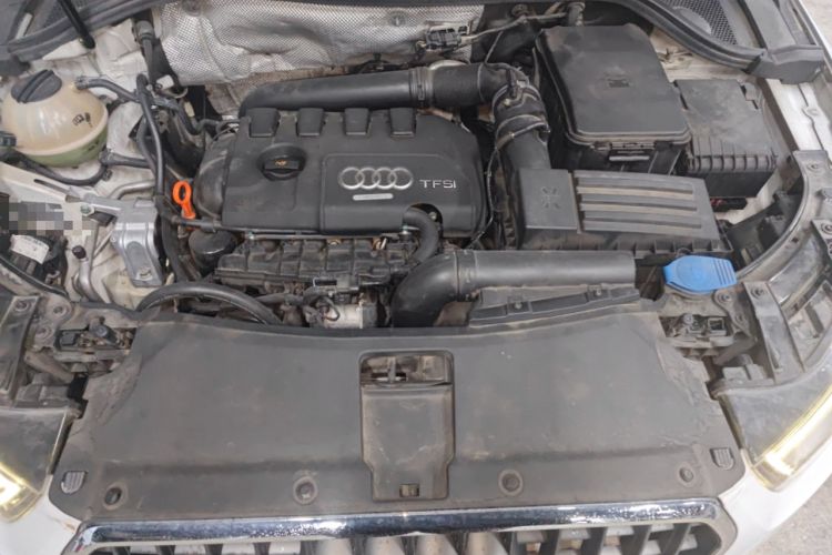 Used Audi Q3 2013 35 TFSI Comfort Model Engine Bay
