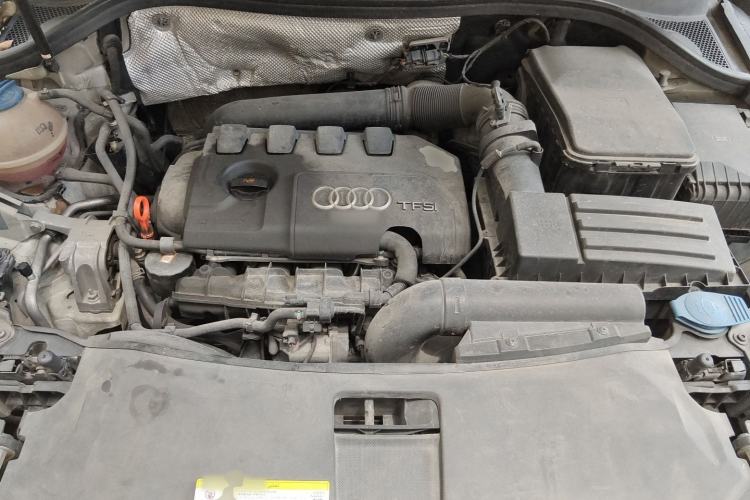 Used Audi Q3 2013 35 TFSI Comfort Model Engine Bay