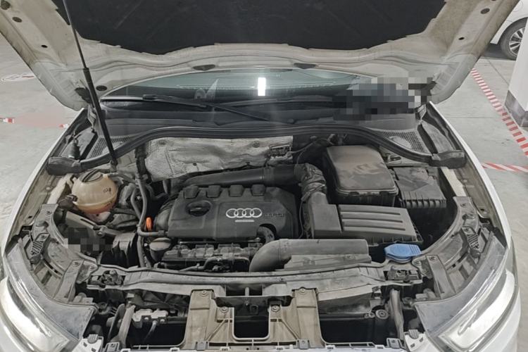 Used Audi Q3 2013 40 TFSI quattro Luxury Model Engine Bay