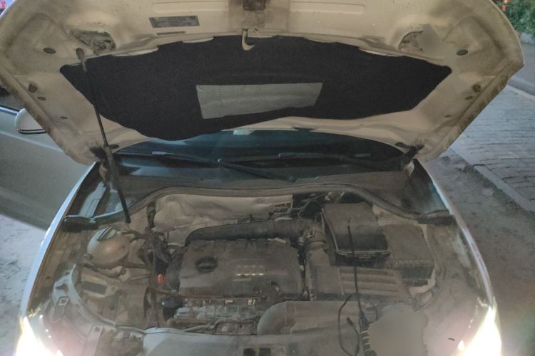 Used Audi Q3 2013 35 TFSI quattro Technology Edition Engine Bay