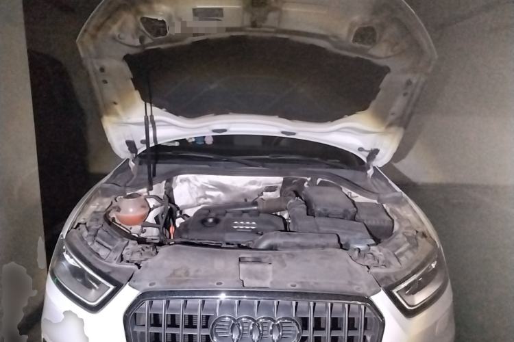 Used Audi Q3 2013 35 TFSI Comfort Model Engine Bay