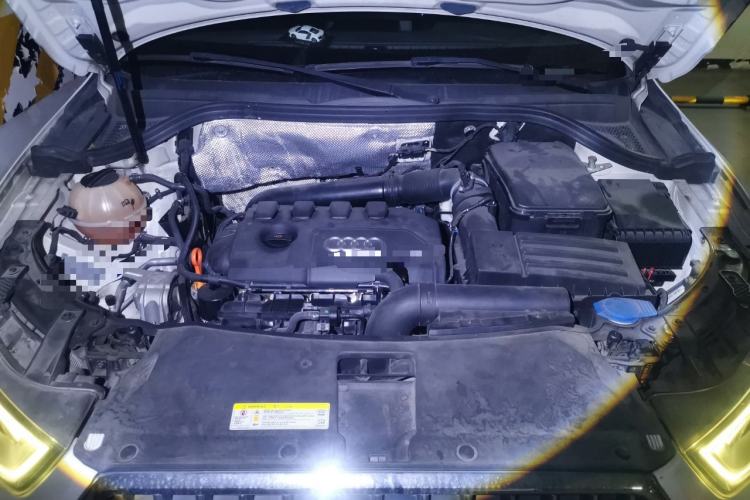 Used Audi Q3 2013 35 TFSI quattro Technology Edition Engine Bay