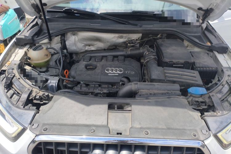Used Audi Q3 2013 35 TFSI Comfort Model Engine Bay