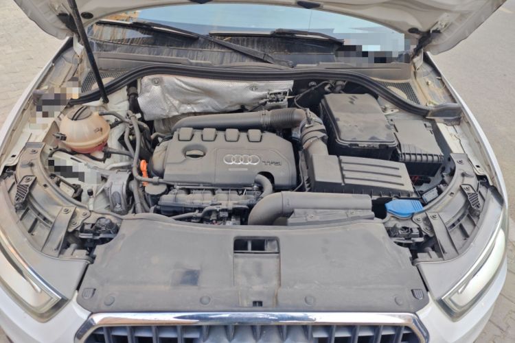 Used Audi Q3 2013 35 TFSI quattro Technology Edition Engine Bay