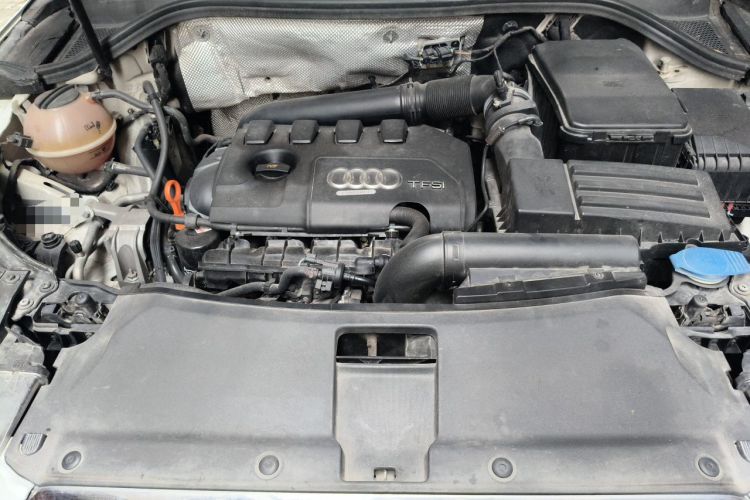 Used Audi Q3 2013 35 TFSI Ambition Edition Engine Bay