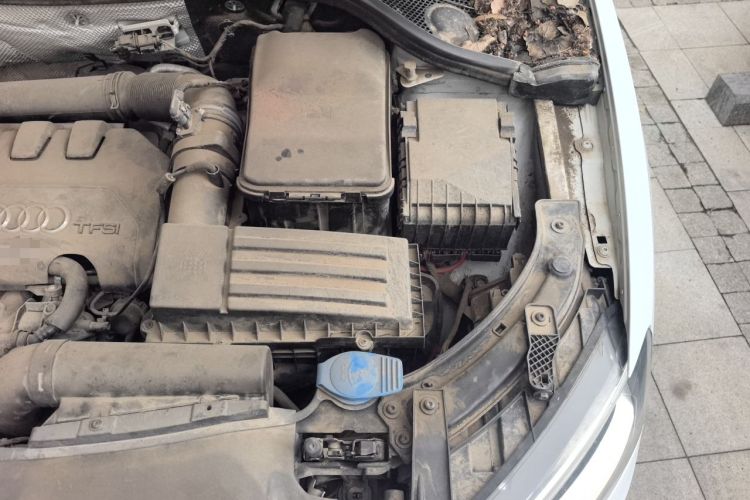 Used Audi Q3 2013 35 TFSI quattro Comfort Model Engine Bay Left