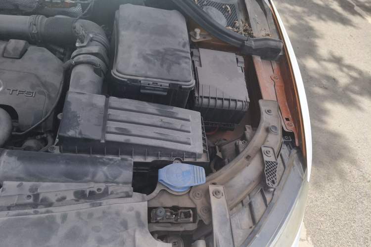 Used Audi Q3 2013 35 TFSI Ambition Edition Engine Bay Left