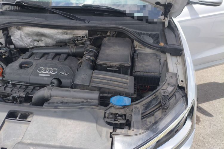 Used Audi Q3 2013 35 TFSI Comfort Model Engine Bay Left