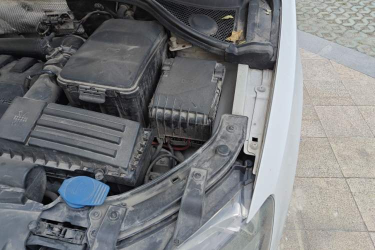 Used Audi Q3 2013 35 TFSI Ambition Edition Engine Bay Left