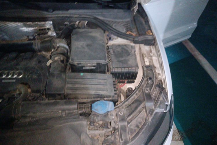 Used Audi Q3 2013 35 TFSI Ambition Edition Engine Bay Left