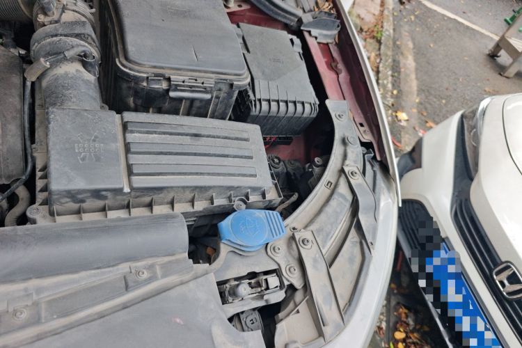 Used Audi Q3 2013 35 TFSI Ambition Edition Engine Bay Left