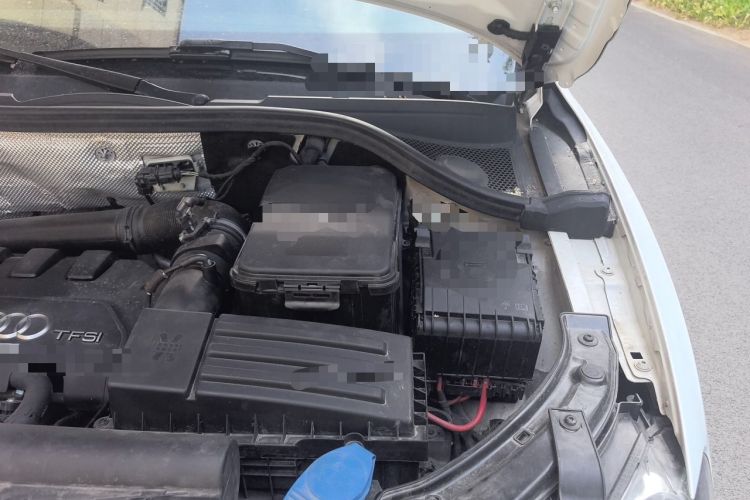 Used Audi Q3 2013 35 TFSI Ambition Edition Engine Bay Left
