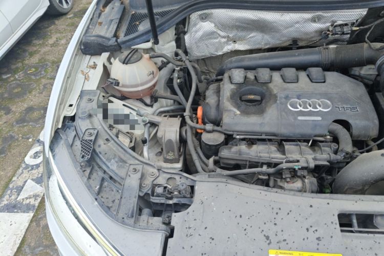 Used Audi Q3 2013 35 TFSI quattro Technology Edition Engine Bay Right