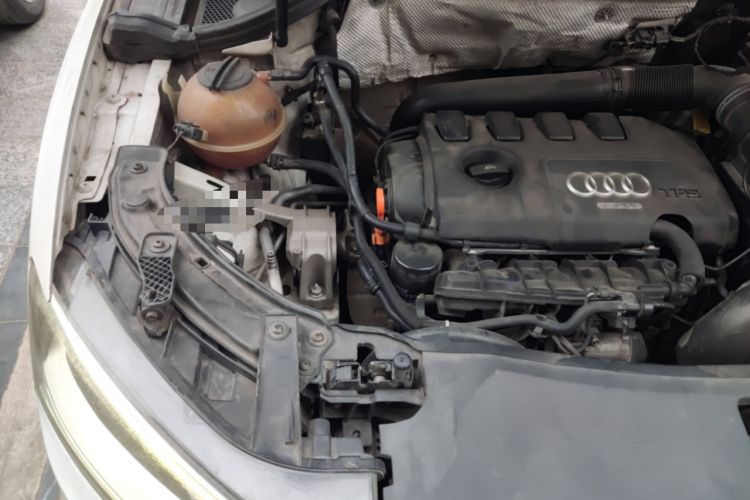 Used Audi Q3 2013 35 TFSI Ambition Edition Engine Bay Right