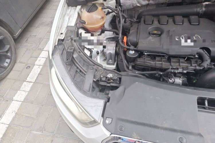 Used Audi Q3 2013 35 TFSI quattro Technology Edition Engine Bay Right
