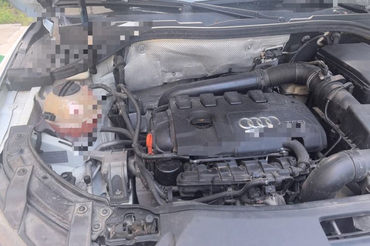 Used Audi Q3 2013 35 TFSI Ambition Edition Engine Bay Right