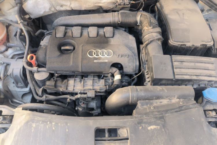 Used Audi Q3 2013 35 TFSI quattro Comfort Model Engine Bay