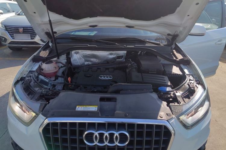 Used Audi Q3 2013 35 TFSI quattro Technology Edition Engine Bay