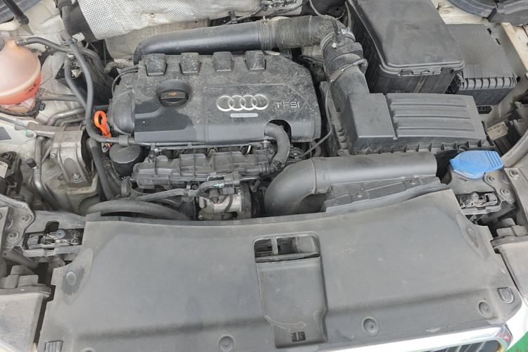 Used Audi Q3 2013 35 TFSI Ambition Edition Engine Bay