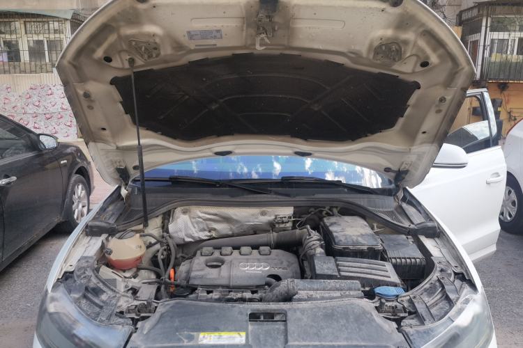 Used Audi Q3 2013 35 TFSI Ambition Edition Engine Bay