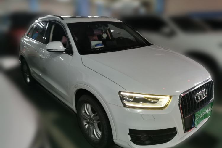 Used Audi Q3 2013 35 TFSI Comfort Model Front Right 45 Deg