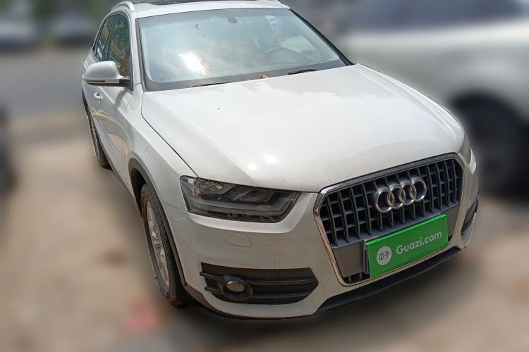 Used Audi Q3 2013 35 TFSI Ambition Edition Front Right 45 Deg