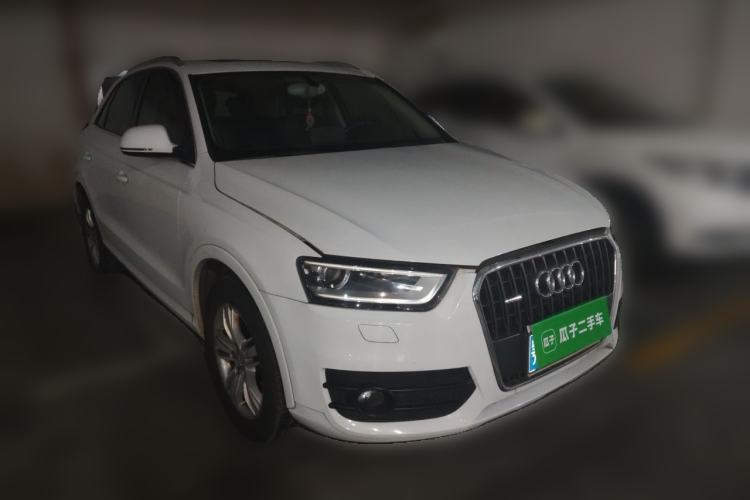 Used Audi Q3 2013 35 TFSI quattro Luxury Model Front Right 45 Deg