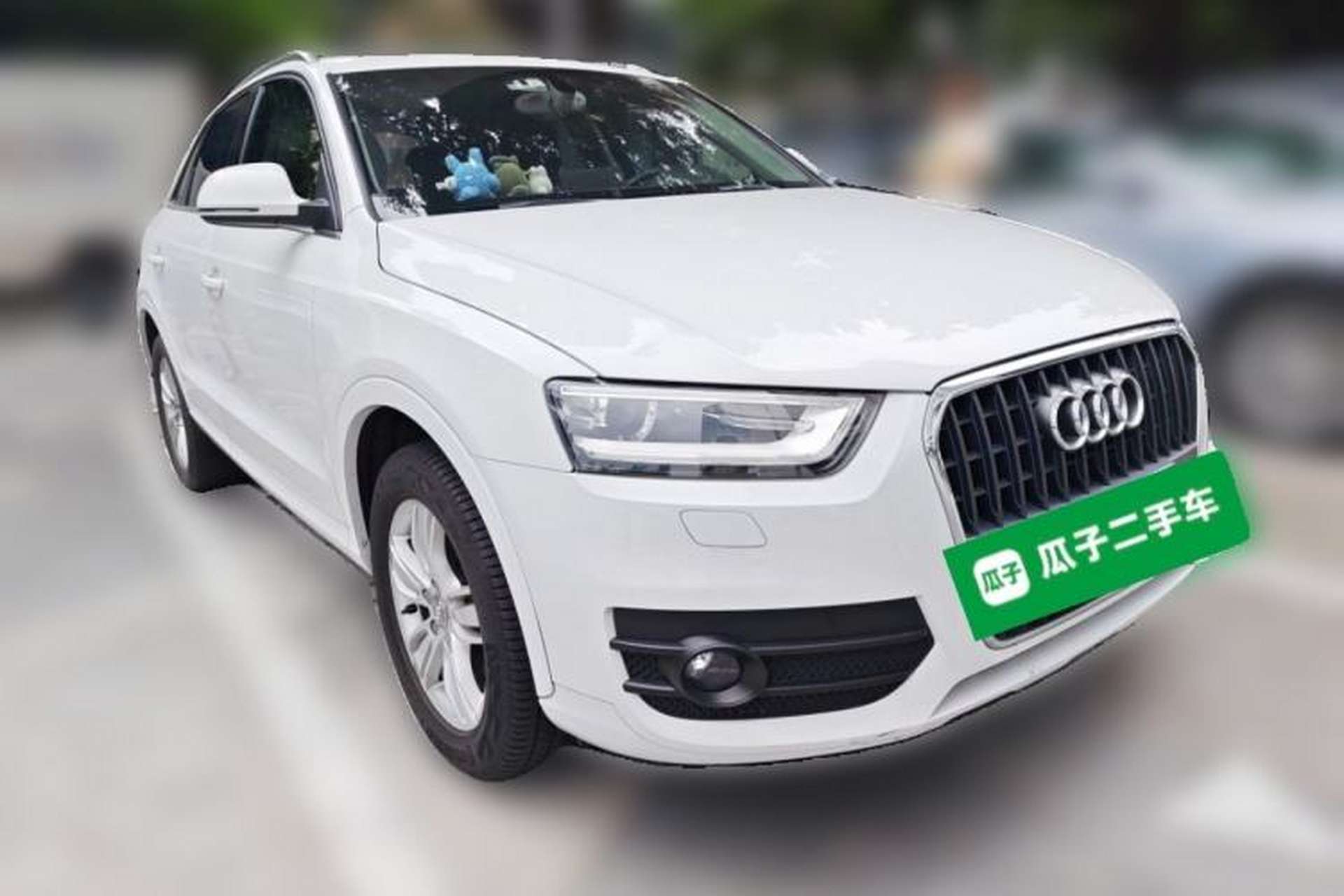 Used Audi Q3 2013 35 TFSI Comfort Model Front Right 45 Deg