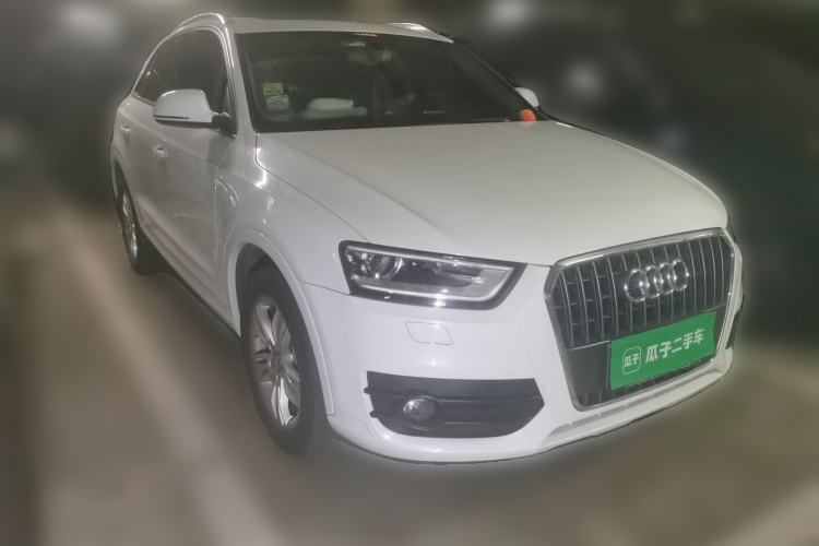 Used Audi Q3 2013 35 TFSI Comfort Model Front Right 45 Deg