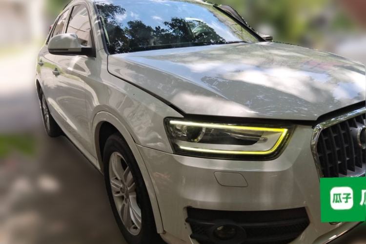 Used Audi Q3 2013 35 TFSI Comfort Model Front Right 45 Deg