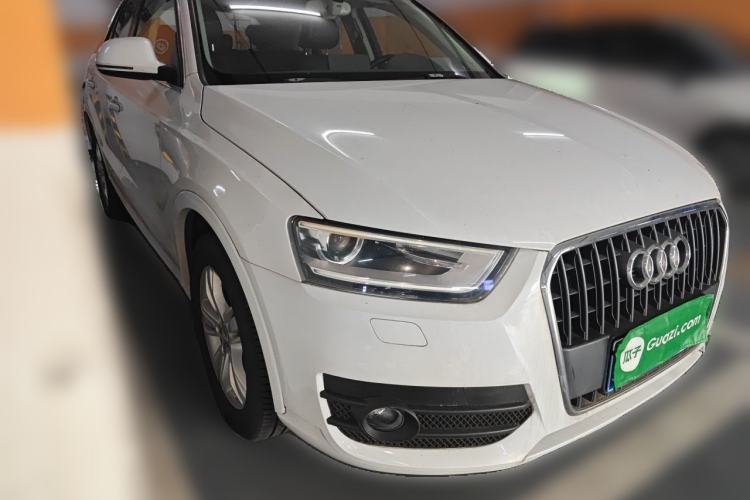 Used Audi Q3 2013 35 TFSI Comfort Model Front Right 45 Deg