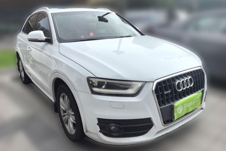 Used Audi Q3 2013 35 TFSI quattro Comfort Model Front Right 45 Deg